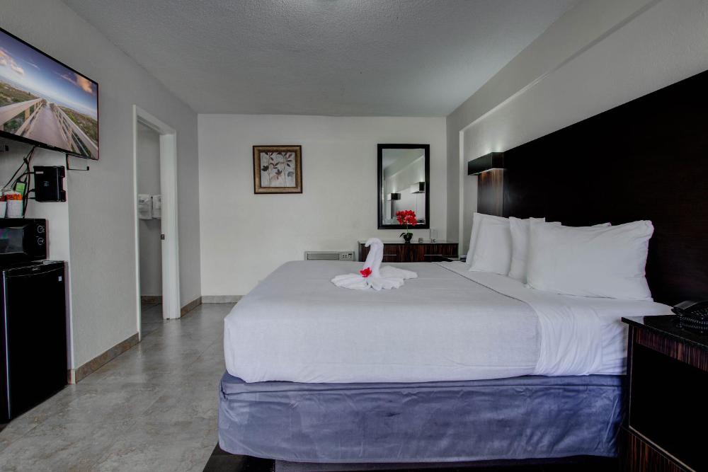 King Suite interior