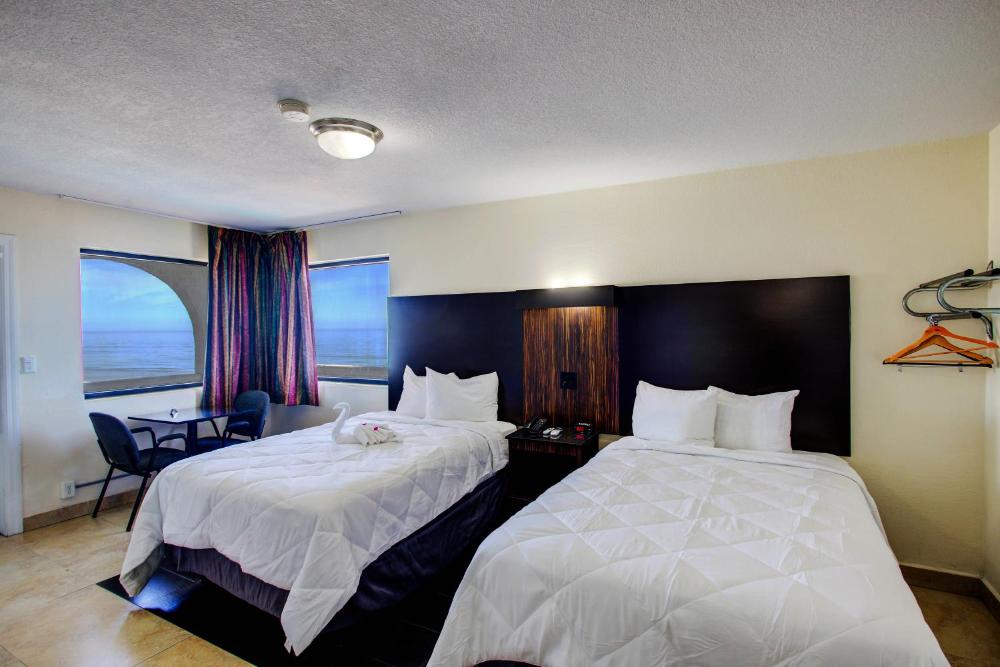 Double Room with Sea View interior